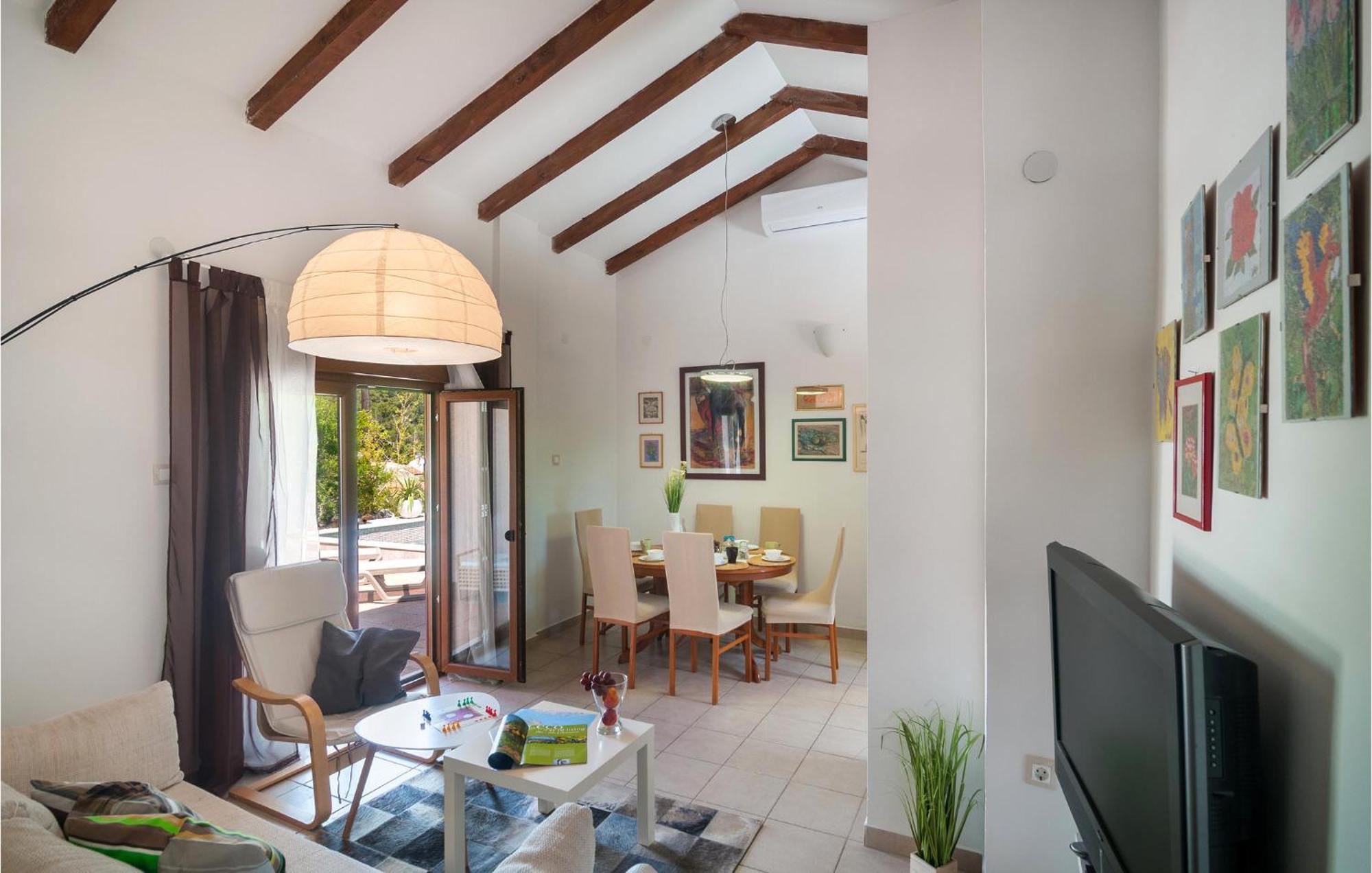 Cozy Home In Mudri Dolac With Kitchen Basina Exterior photo